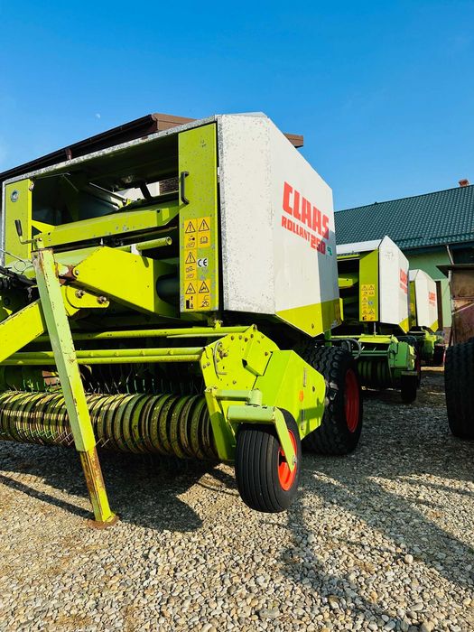 Presa Claas Rollant 46 Welger RP 12 Welger RP 200 Claas Rollant 44 Claas Rollant 42 Krone KR 130 Krone KR 125   Deutz Vicon
