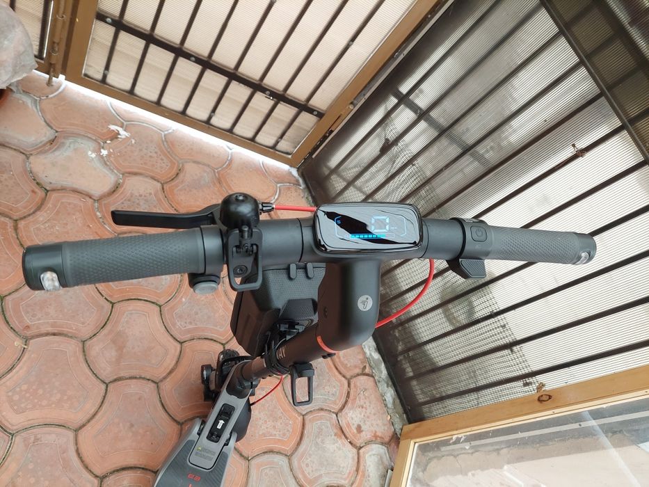 Trotineta electrica Segway Ninebot E3