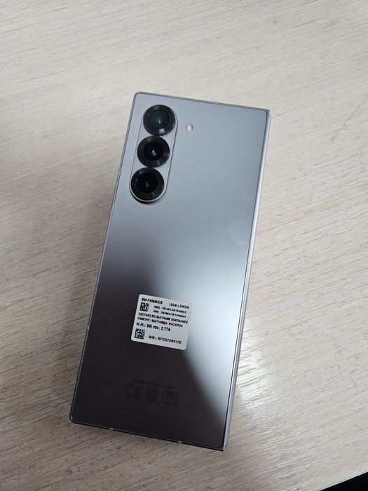 Samsung Z Fold6  256gb