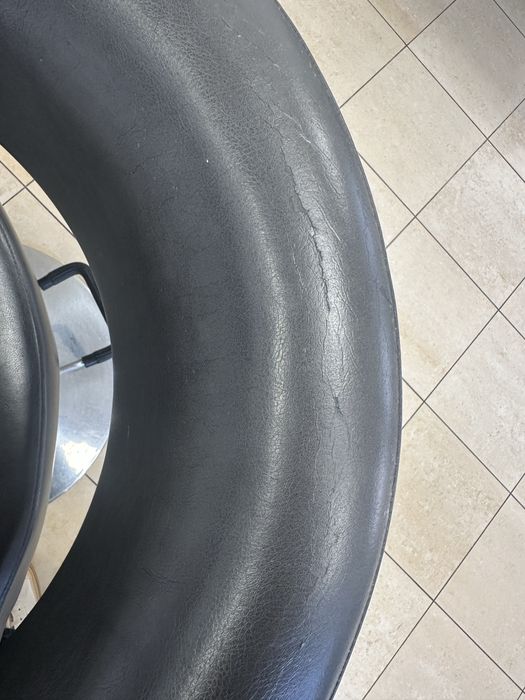 Фризьорски стол нужно претапециране