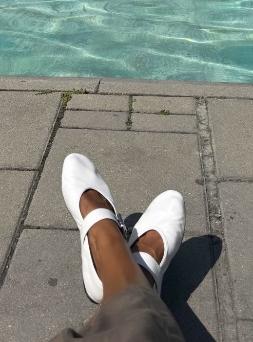 меки кожени балетки