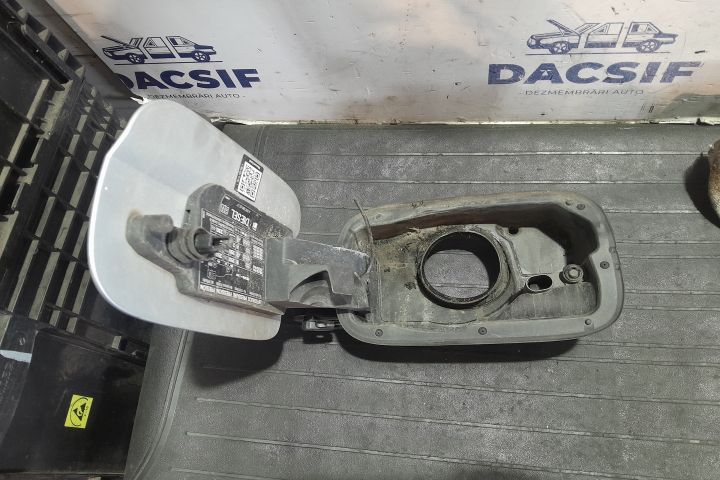 Usita rezervor A20475001403J A20475001403J Mercedes-Benz C-Class W204