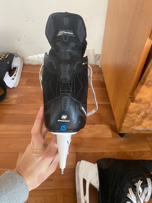 Коньки сатылады 40 размер