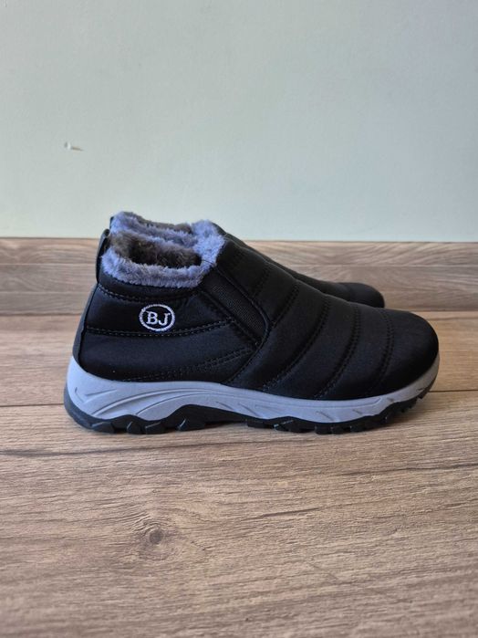 Зимни обувки с термо подплата