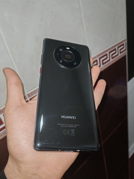 Huawei mate 40 pro 8+8/256GB ideal xolatda IMEI otgan