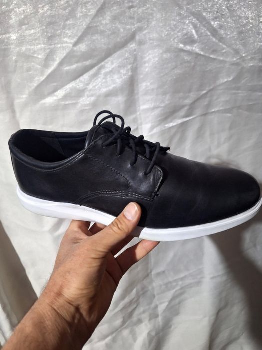 Продается Обувь COLE HAAN,