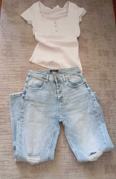 Дънки Guess с подарък тениска