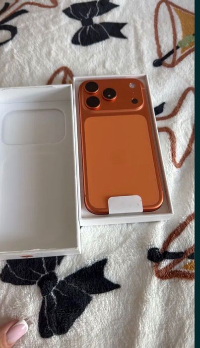Phone 17 Pro NOU* 256gb, cosmic orange