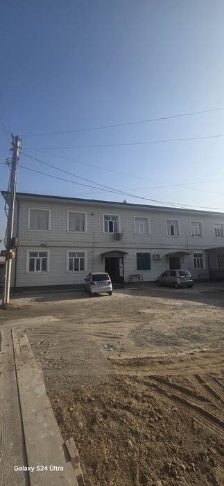 Сергили чоштепа метрони биринчи бекати навастройка 3хона 55м 70квадрат