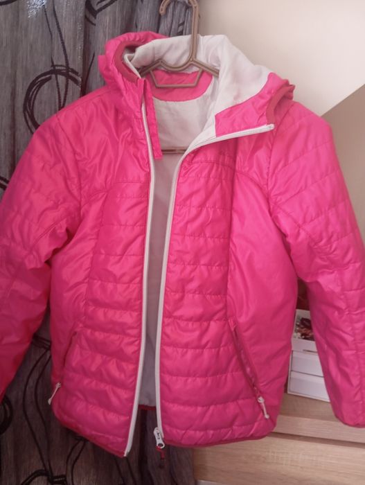 Продавам 3 детски пролетни якета