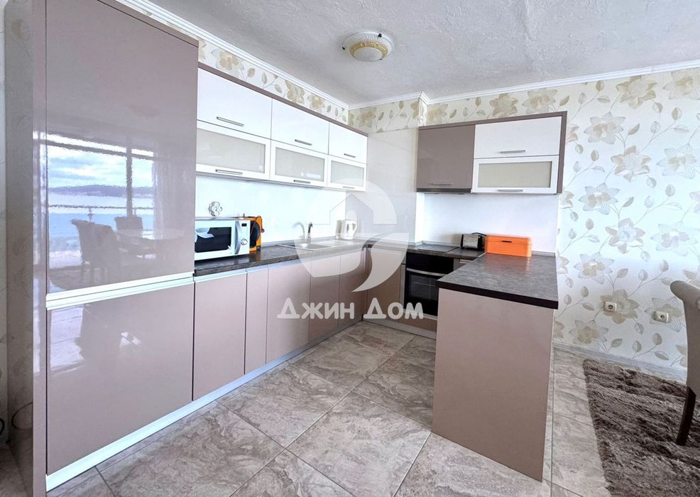 Продава се Четиристаен апартамент в к.к. Слънчев бряг - 170 кв.м за 1383 €/кв.м - Снимка #3