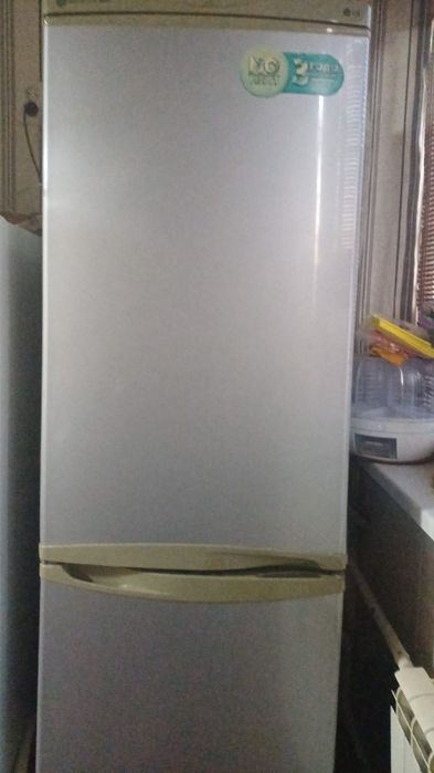 Продам холодильник б/у