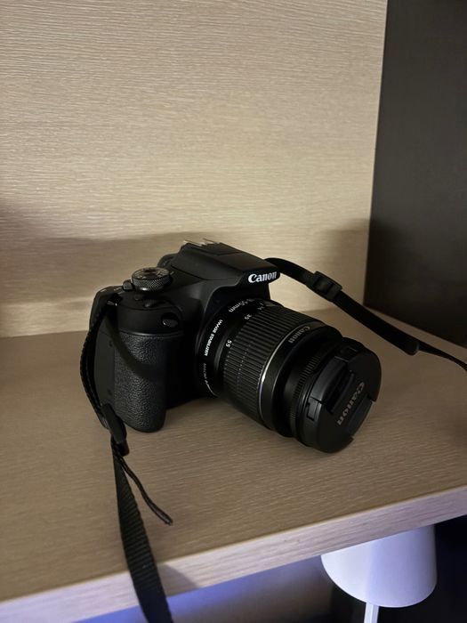 Canon EOS 2000D
