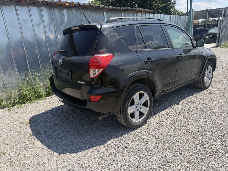 Toyota Rav 4 DCAT на ЧАСТИ