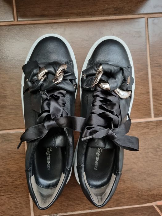 Sneakers Kennel & Schmenger 39