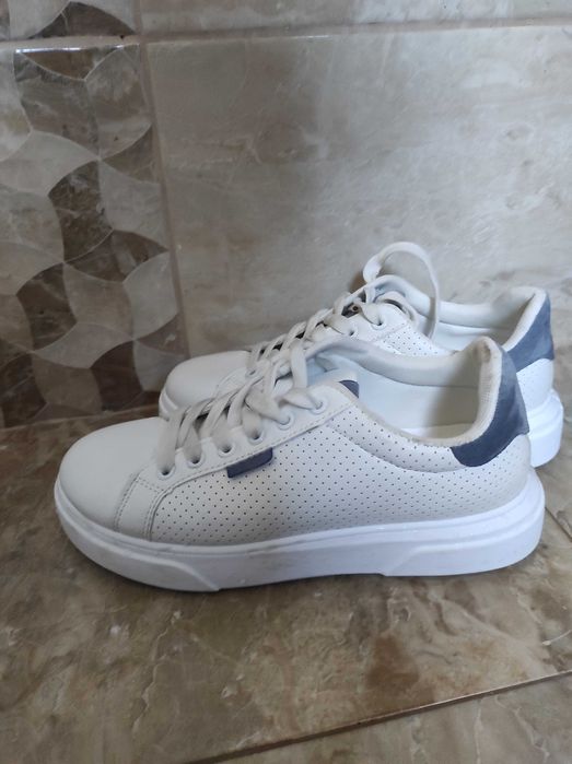 Дамски обувки 39