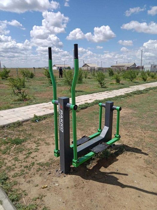 Уличные тренажеры комплексы