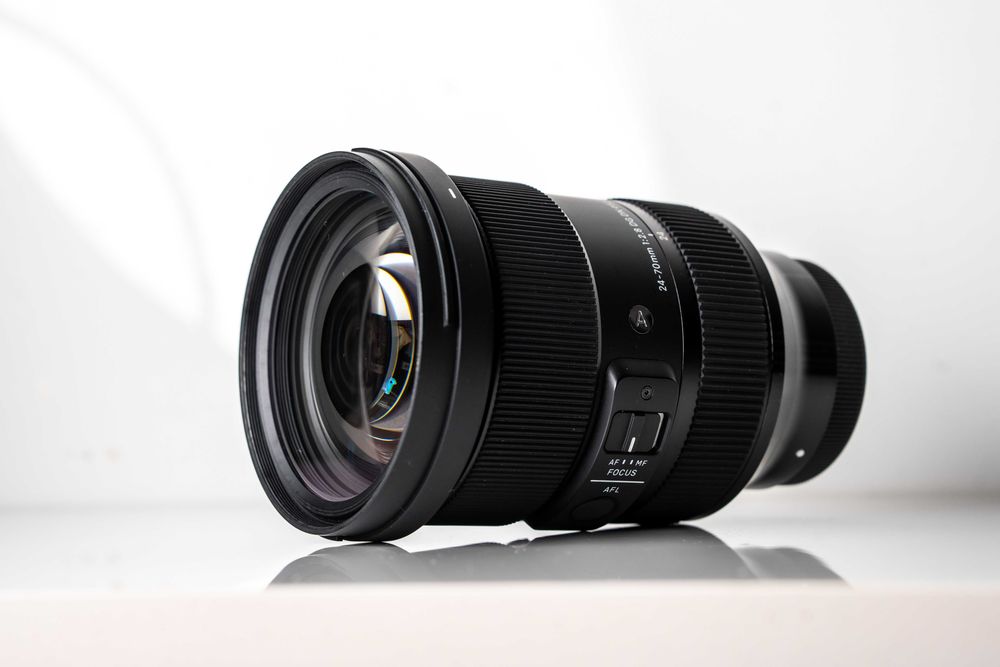 Sigma 24–70mm f/2.8 DG DN Art за Sony – пълен комплект