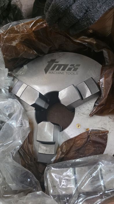 Токарни патроны новые