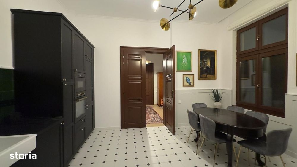 Apartament spațios ultracentral, lângă Biserica cu Luna