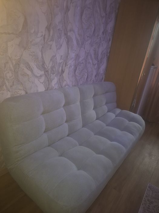 Диван,продаётся,см.фото