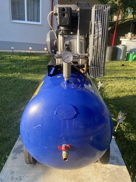 Compresor Michelin 270L  5,5CP