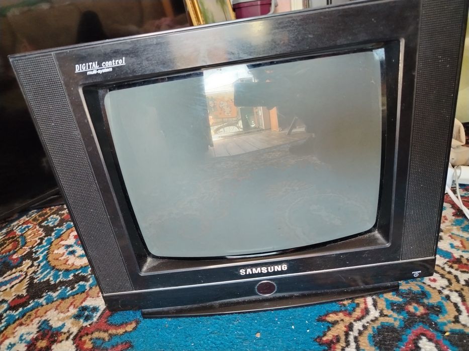 Телевизор САМСУНГ