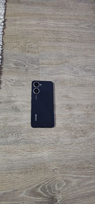 Телефон Vivo Y03 (64гб)