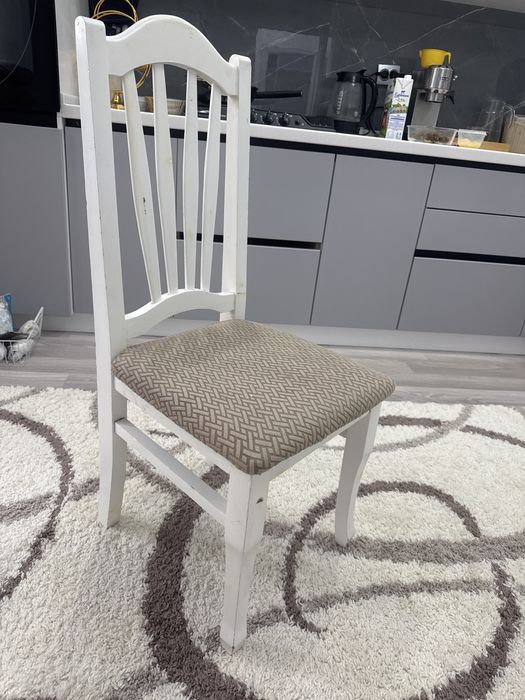 Продам стулья 4шт