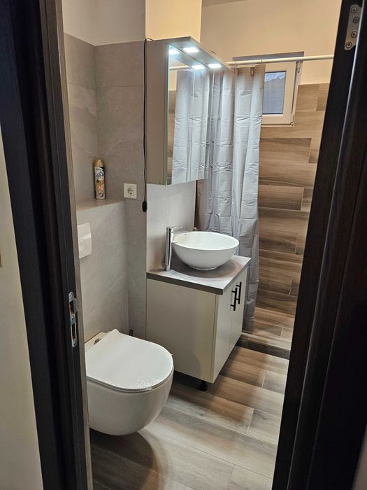 Vand Ap. 2 camere , RECENT RENOVAT  Semicentral str. Avram Iancu