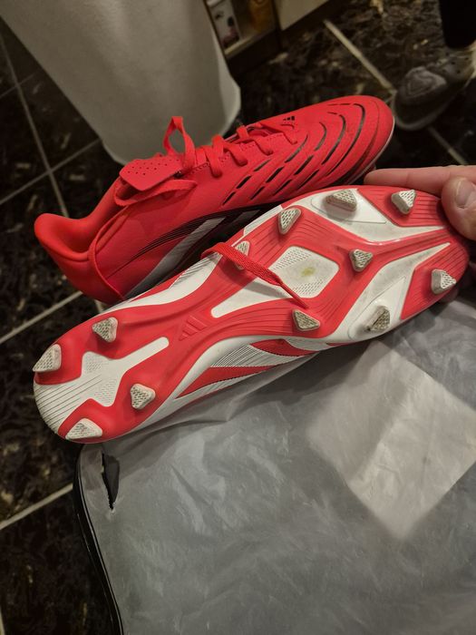 Vand/Schimb ghete fotbal Adidas