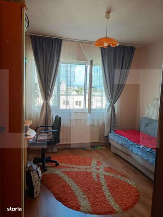 Apartament de vanzare, cu 3 camere, decomandat, 65 mp, cartierul Ciucu — fotografia 3