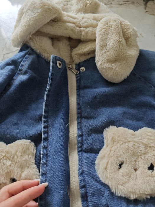 Продам куртку для девочки