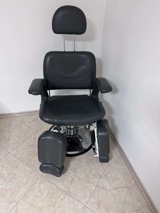 Стол / кушетка за педикюр