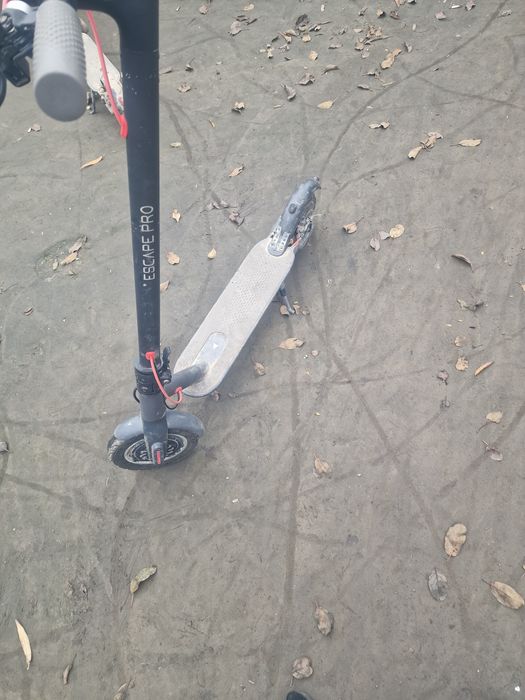 Vând trotinetă escape pro 2