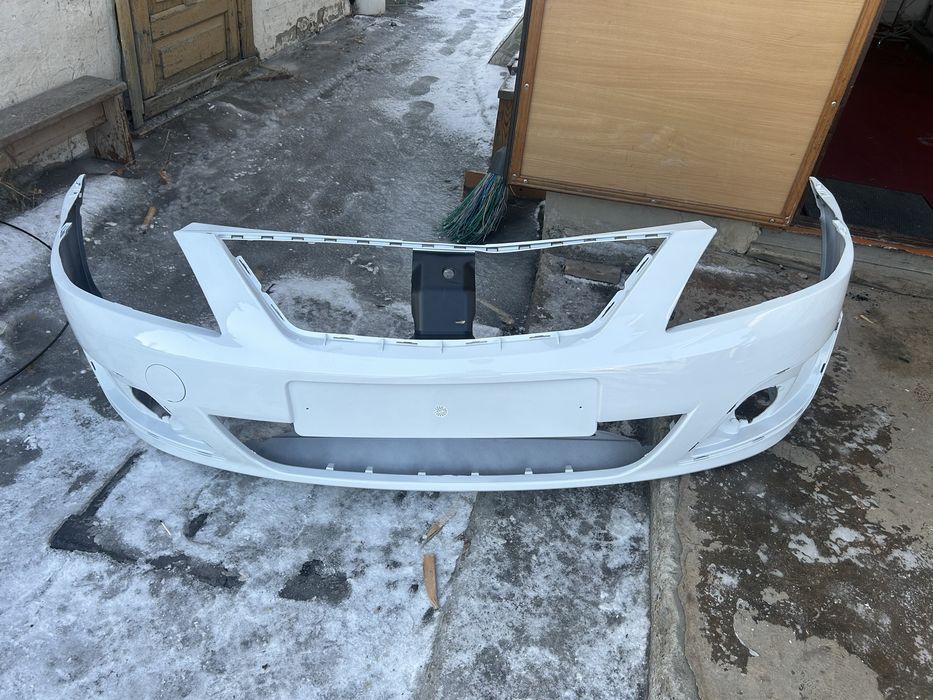 Продам передний бампер ларгус