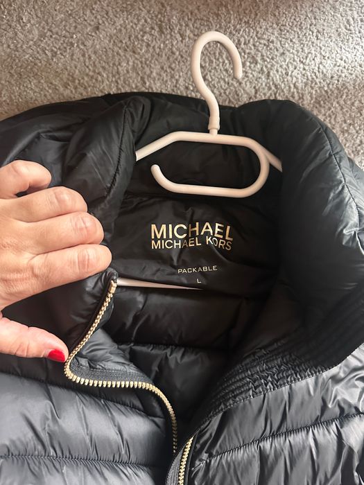 Яке Michael kors оригинал ново