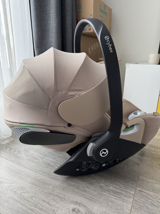 Стол за кола Cybex Cloud T i-Size Plus, 45 – 87 см + дъждобран + чувал