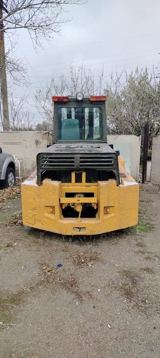 Погрузчик вилочный