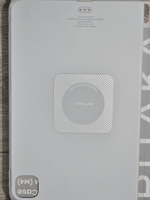 Husă Pitaka iPad Pro 11" compatibilă Magic Keyboard – Galben/Alb