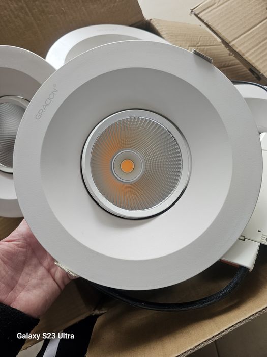 Lămpi led cu sursa de iluminare