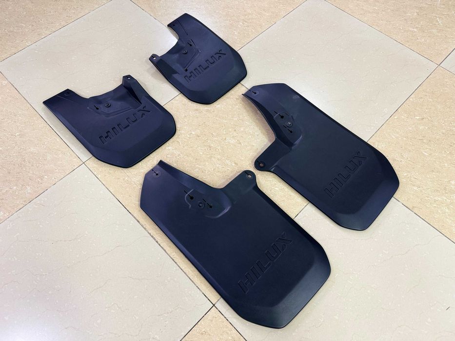 Брызговики (оригинал, дубликат) для Toyota Hilux (комплекты и штучно)