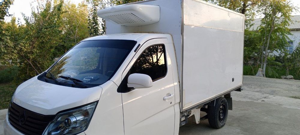 Changan yuk mashina sotiladi