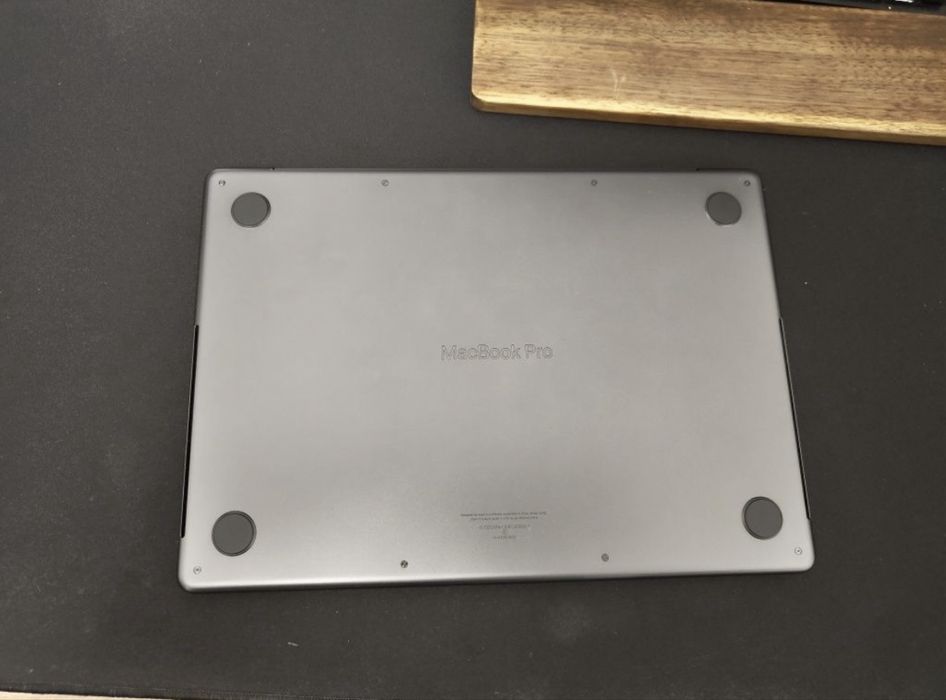 Macbook Pro 14 M3 Pro 512 gb