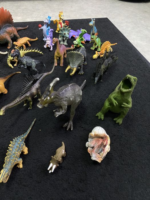 Colectie de dinozaurii si animalute