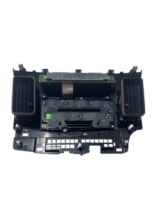 Consola Centrala Radio + Grile Ventilatie Mitsubishi Lancer Saloon Cy/