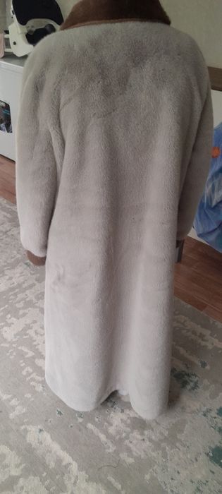 Продам эко шуба (альпак)