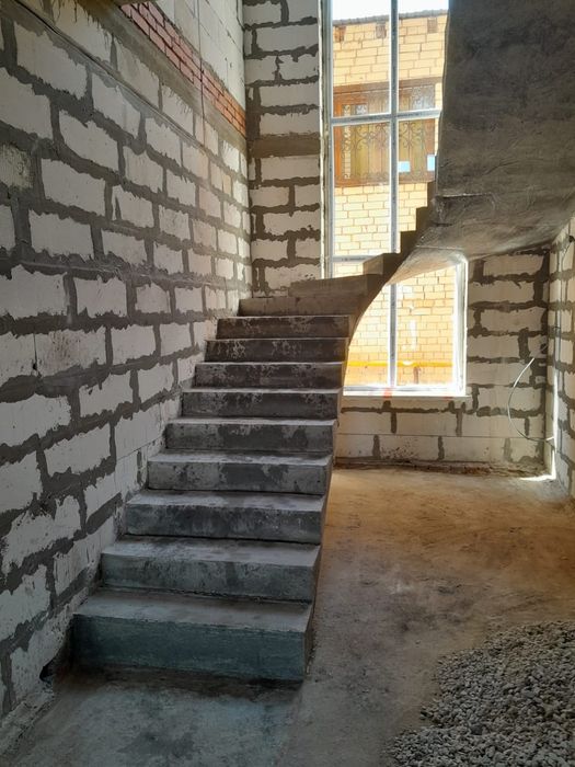 Изготовим: Бетонные лестницы.