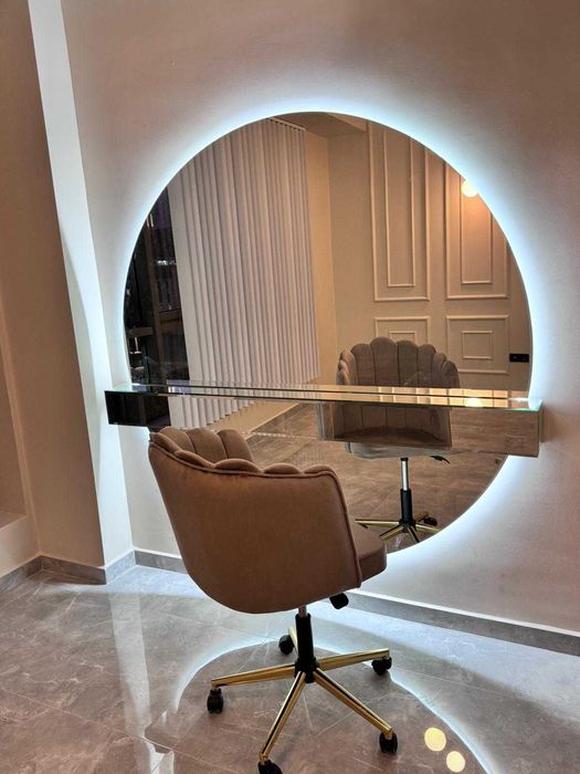 Лед огледало за фризьори и гримьори. Безплатна доставка