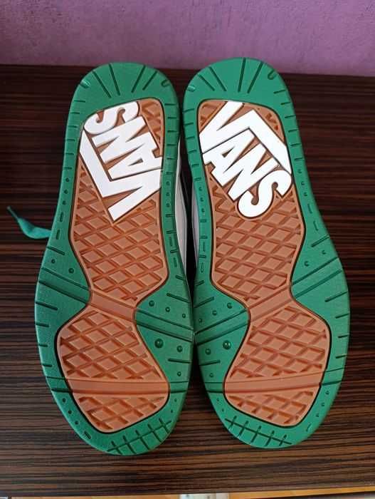 VANS 38 кецове - чисто нови